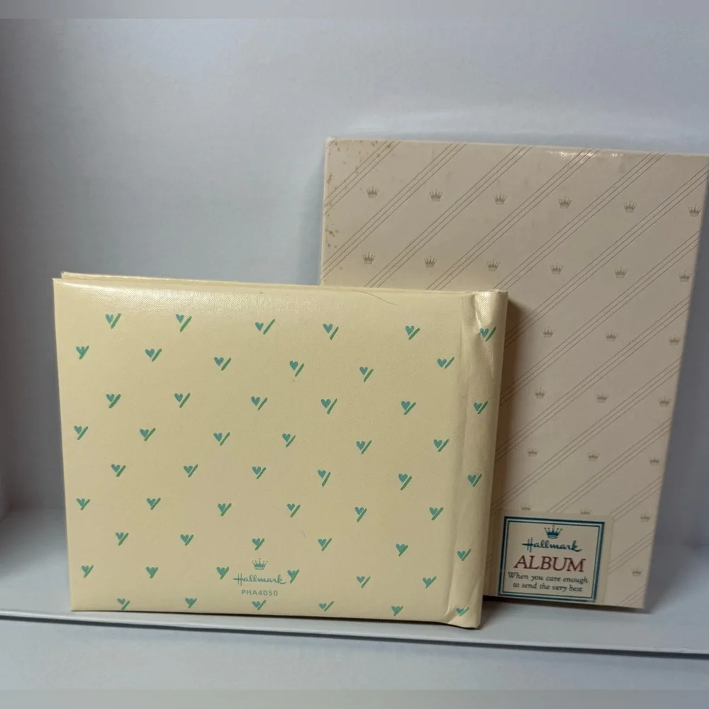 Vintage Hallmark Grandma & Grandpa’s Show and Tell Book Photo Album 1986